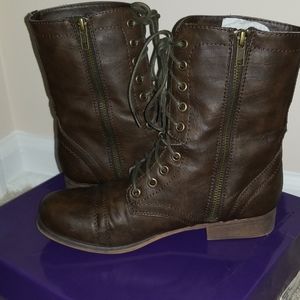 NWT Madden Girl Gamer Boot - Brown